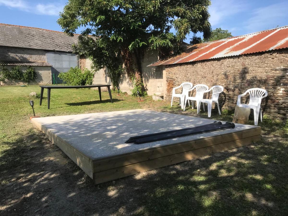 Hebergements Situes A 6 Kms Du Mont Saint Michel Tanis Kültér fotó